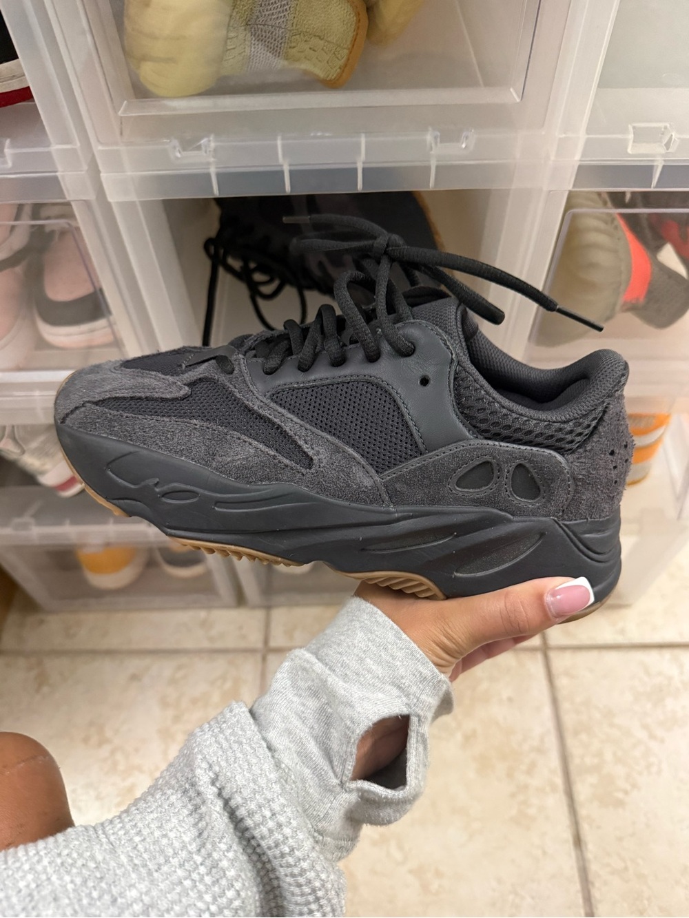 Yeezy 700 Utility Black
